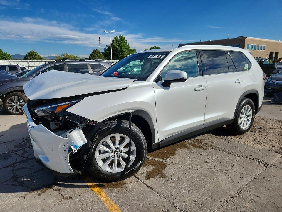 Auction sale of the 2026 Toyota Grand Highlander Hybrid, vin: 5TDACAB59TS102330, lot number: 60018826