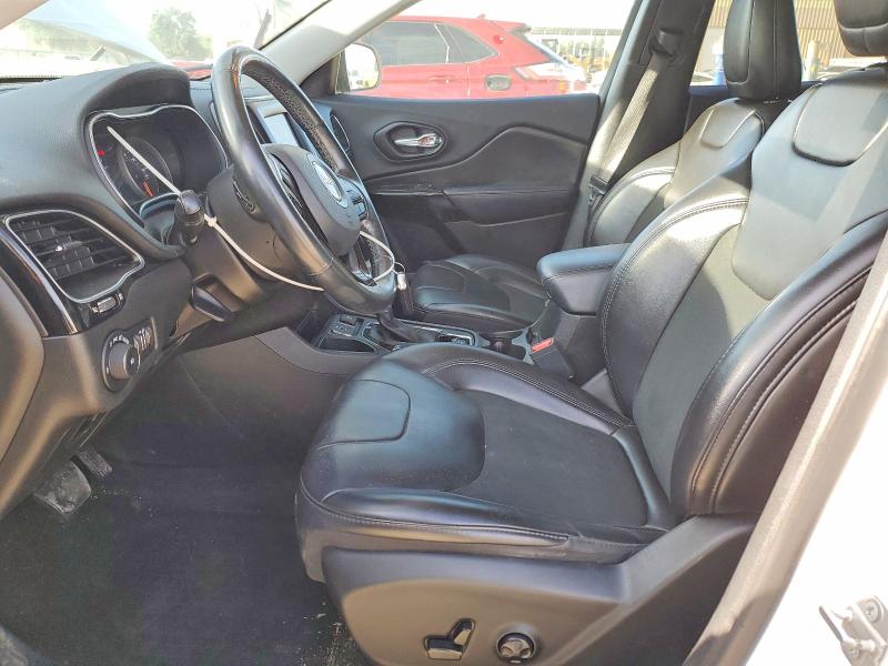 59302406 :رقم المزاد ، 1C4PJLLB8KD384230 vin ، 2019 Jeep Cherokee مزاد بيع