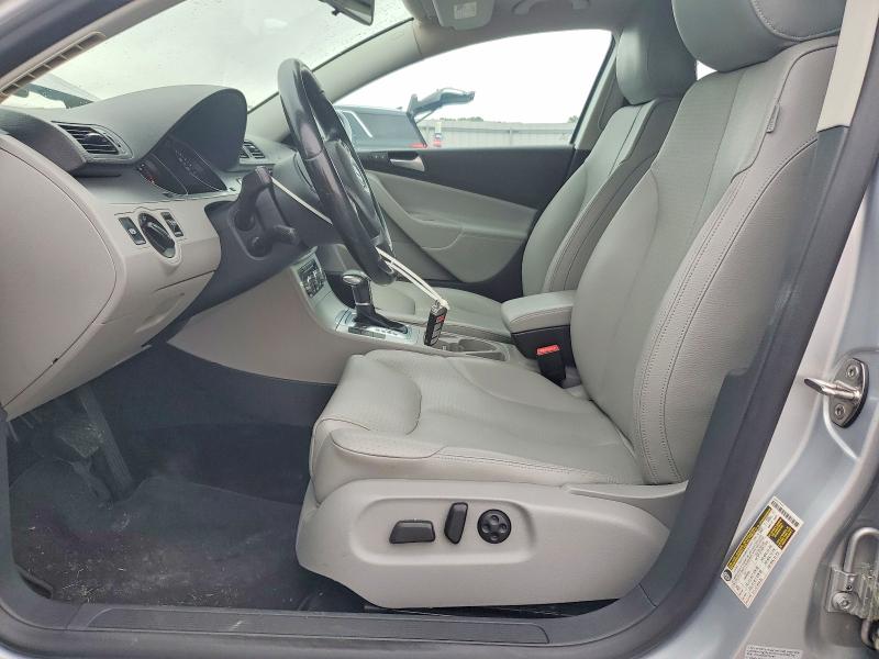 59823906 :رقم المزاد ، WVWXK7AN2AE148425 vin ، 2010 Volkswagen Passat مزاد بيع