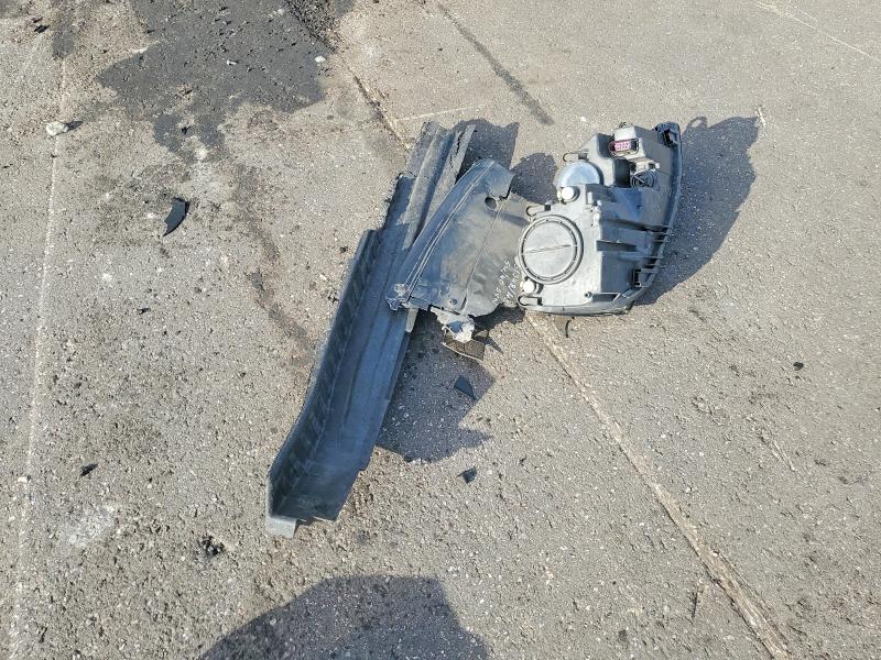 60704956 :رقم المزاد ، 3VWDB7AJ8HM306641 vin ، 2017 Volkswagen Jetta مزاد بيع