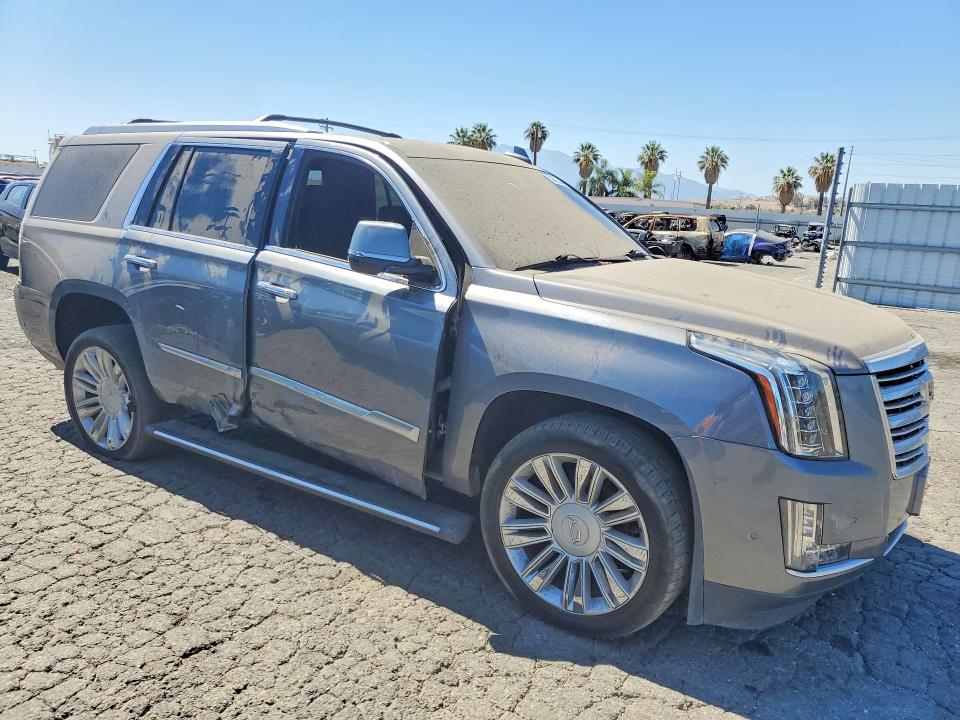 2019 Cadillac Escalade მანქანა იყიდება აუქციონზე, vin: 1GYS4DKJ9KR355042, აუქციონის ნომერი: 59395346
