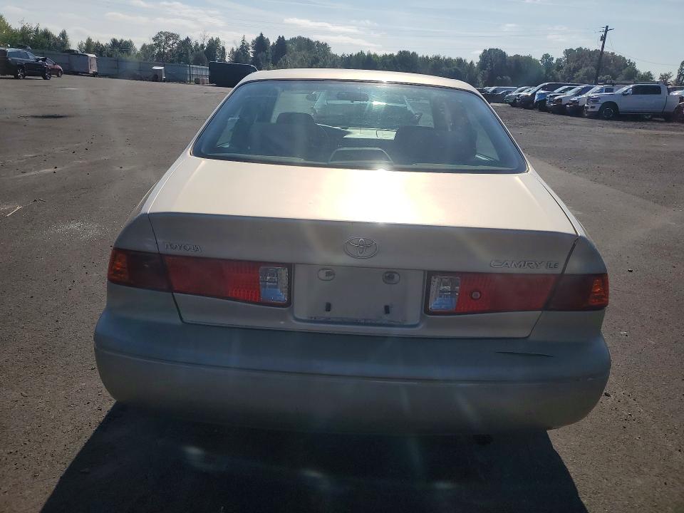 2000 Toyota Camry მანქანა იყიდება აუქციონზე, vin: JT2BG22K2Y0425707, აუქციონის ნომერი: 59848286