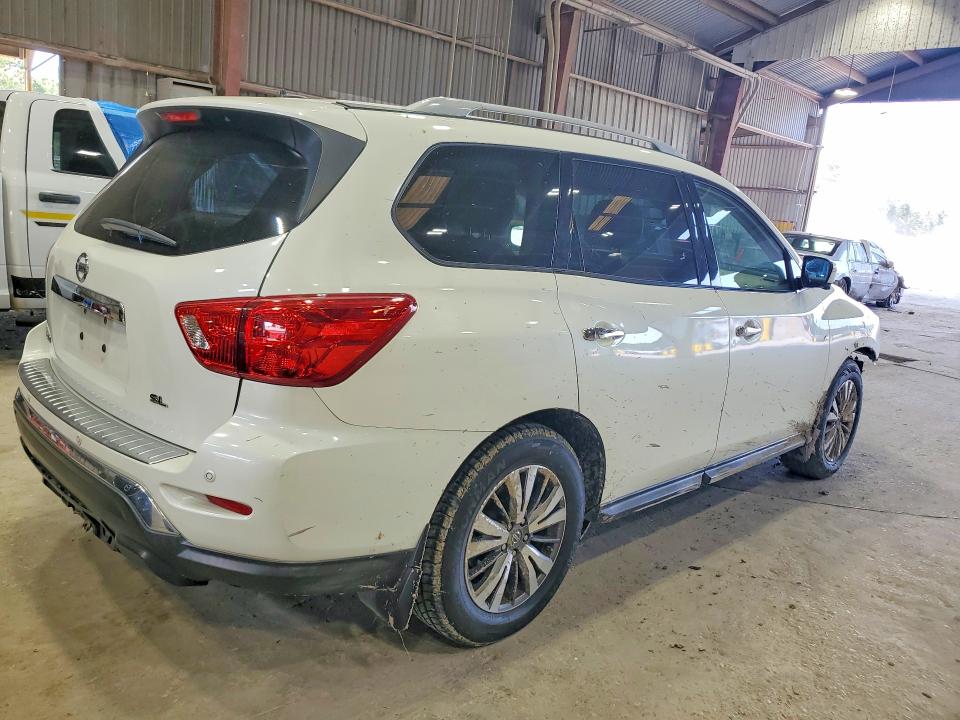 Продажа на аукционе авто 2018 Nissan Pathfinder, vin: 5N1DR2MN6JC644252, номер лота: 63116506