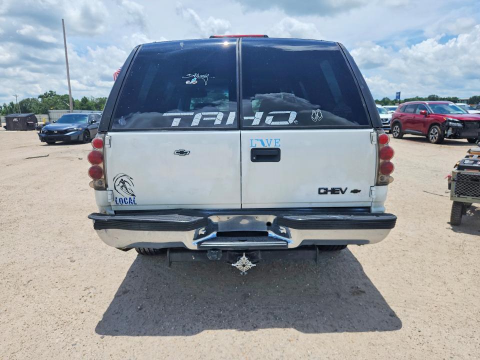 59732136 :رقم المزاد ، 1GNEC13R9XJ570653 vin ، 1999 Chevrolet Tahoe مزاد بيع