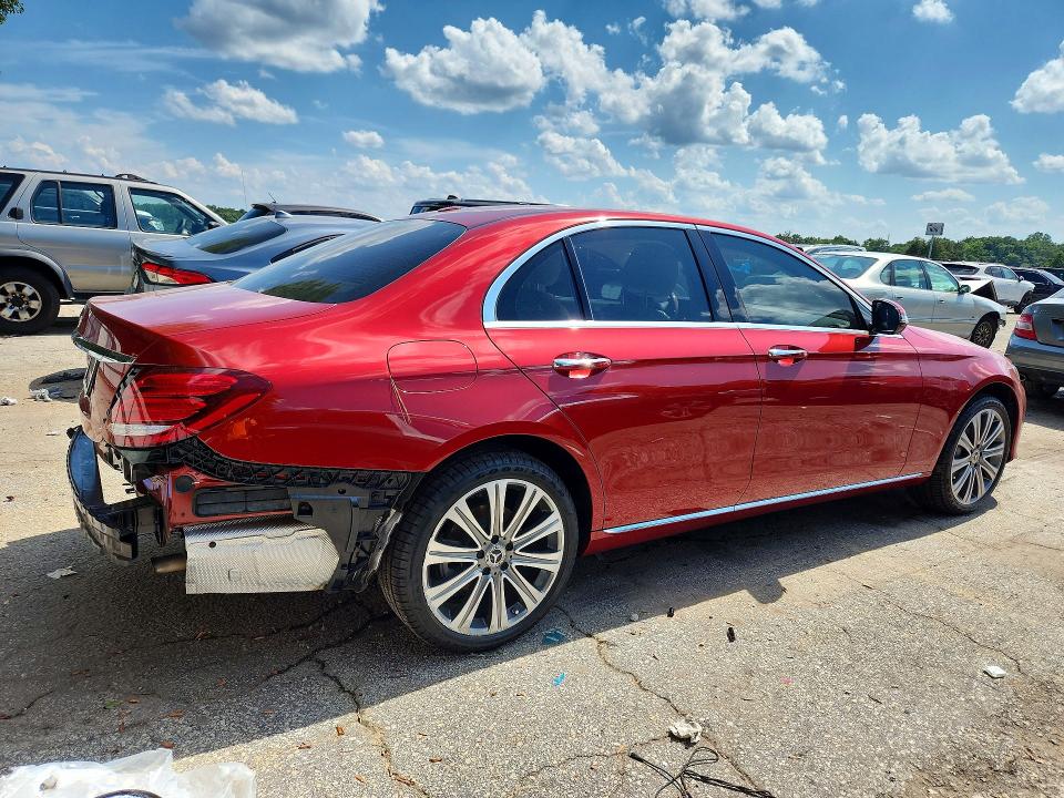 2020 Mercedes-benz E მანქანა იყიდება აუქციონზე, vin: WDDZF8DB9LA704704, აუქციონის ნომერი: 59776246