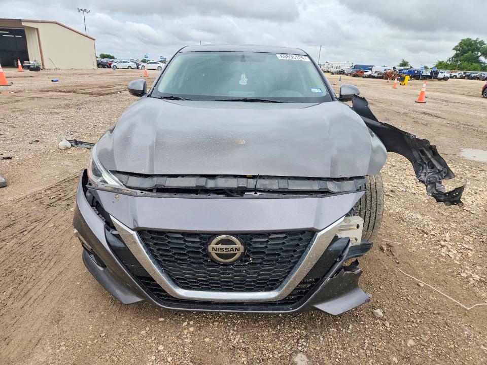 2019 Nissan Altima მანქანა იყიდება აუქციონზე, vin: 1N4BL4DVXKN306941, აუქციონის ნომერი: 60695126