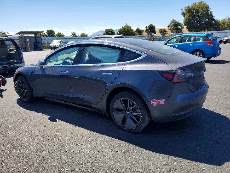 Продаж на аукціоні авто 2018 Tesla Model 3, vin: 5YJ3E1EA5JF102032, номер лоту: 59639766