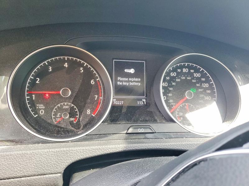 61701296 :رقم المزاد ، 3VWG57AU1MM001006 vin ، 2021 Volkswagen Golf مزاد بيع