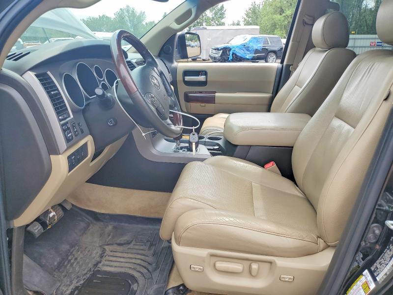 61175576 :رقم المزاد ، 5TDDY5G17BS045717 vin ، 2011 Toyota Sequoia مزاد بيع