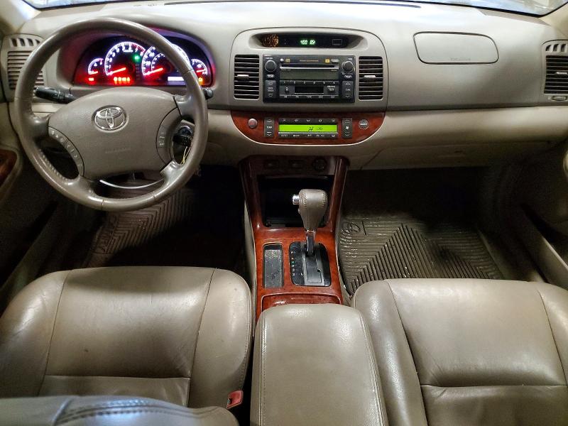 2005 Toyota Camry მანქანა იყიდება აუქციონზე, vin: 4T1BF30K25U618829, აუქციონის ნომერი: 61633456