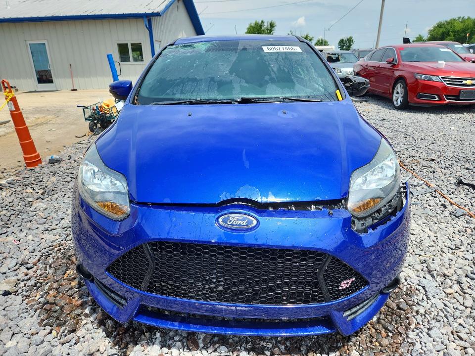Продажа на аукционе авто 2014 Ford Focus, vin: 1FADP3L90EL166572, номер лота: 60627466