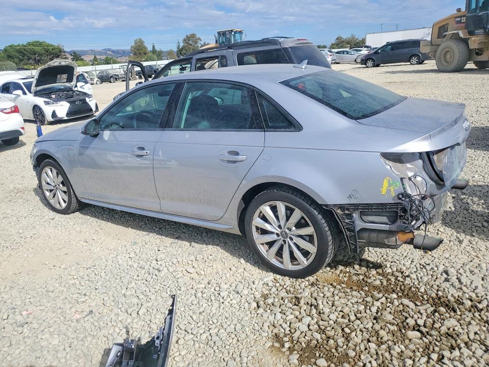 61413796 :رقم المزاد ، WAUKMAF42JA224425 vin ، 2018 Audi A4 مزاد بيع