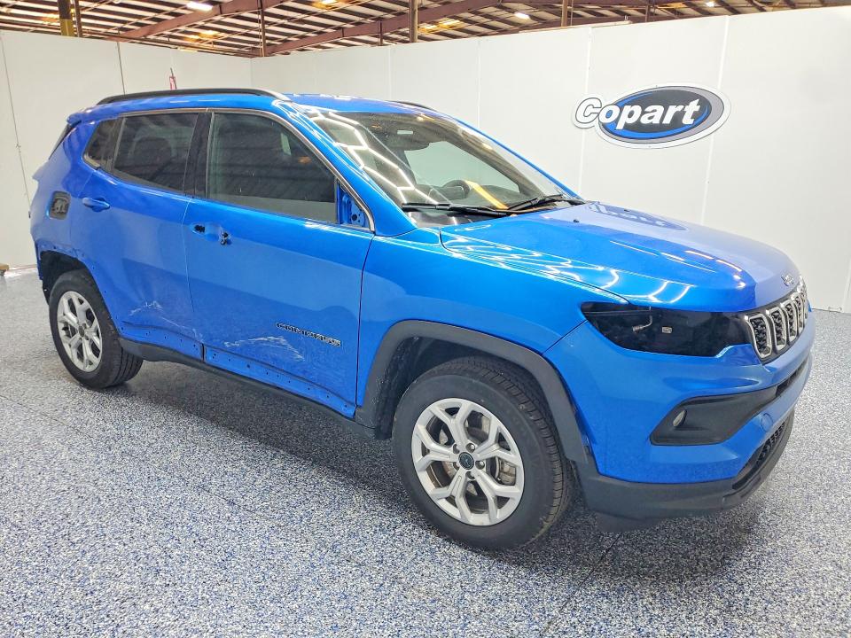 59381486 :رقم المزاد ، 3C4NJDBN1ST603676 vin ، 2025 Jeep Compass مزاد بيع