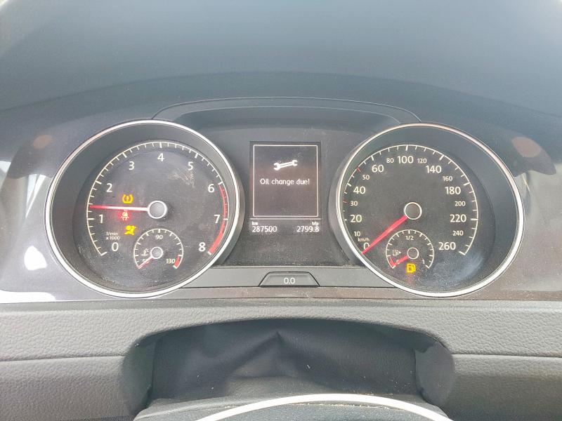 60123806 :رقم المزاد ، 3VWG17AU3JM285696 vin ، 2018 Volkswagen Golf مزاد بيع