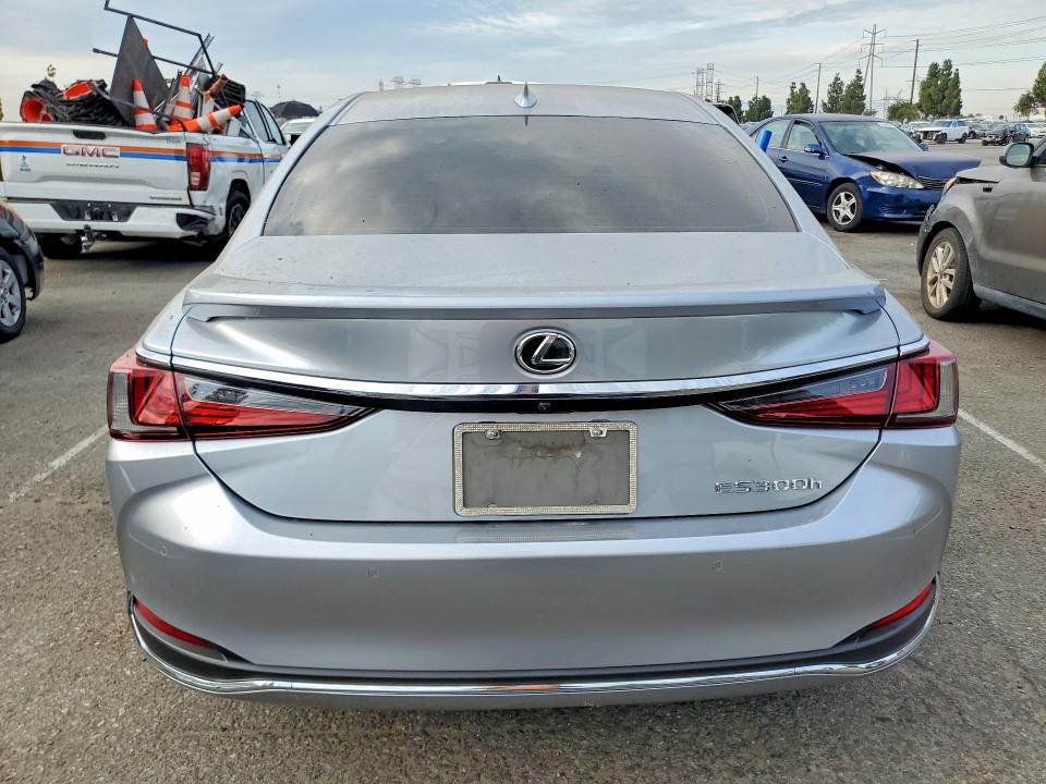 2023 Lexus Es 300h მანქანა იყიდება აუქციონზე, vin: 58ADA1C13PU033817, აუქციონის ნომერი: 61795336