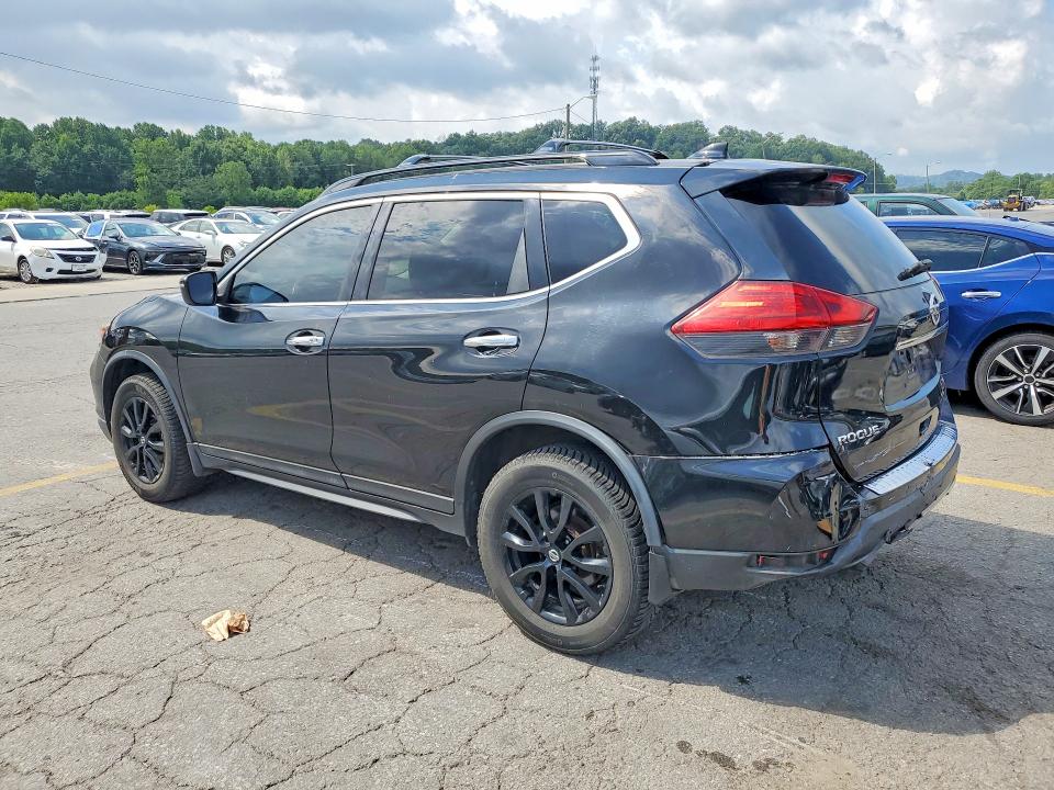 62600446 :رقم المزاد ، 5N1AT2MV4HC879232 vin ، 2017 Nissan Rogue مزاد بيع