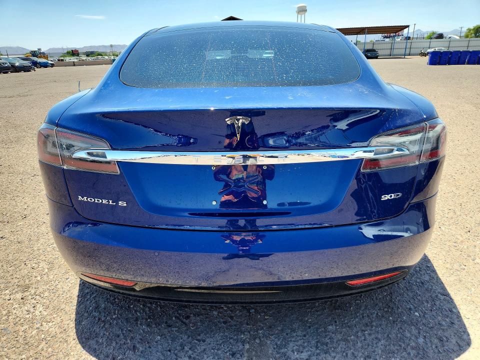 61987276 :رقم المزاد ، 5YJSA1E22HF192234 vin ، 2017 Tesla Model S مزاد بيع