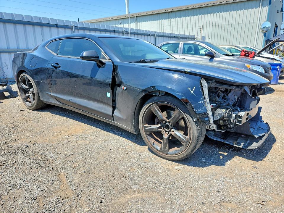 Продажа на аукционе авто 2018 Chevrolet Camaro, vin: 1G1FB1RX1J0111306, номер лота: 60161376