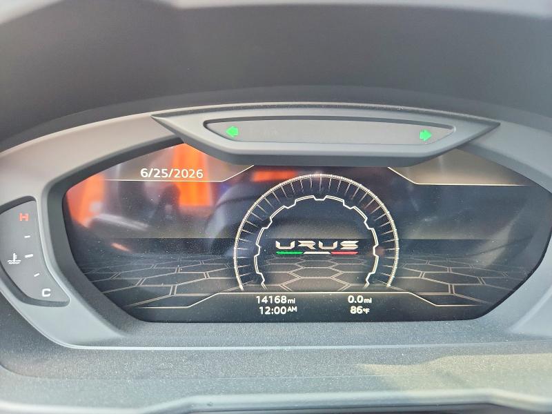 62287256 :رقم المزاد ، ZPBUA1ZL2NLA16569 vin ، 2022 Lamborghini Urus مزاد بيع