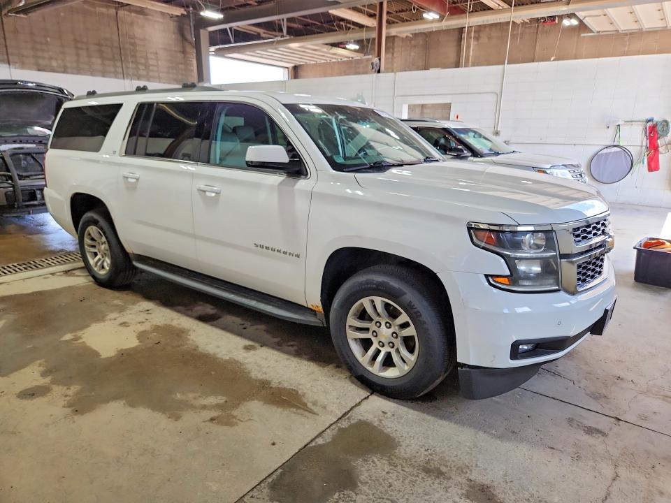 2015 Chevrolet Subrbn1500 მანქანა იყიდება აუქციონზე, vin: 1GNSKJKC7FR520692, აუქციონის ნომერი: 60331286