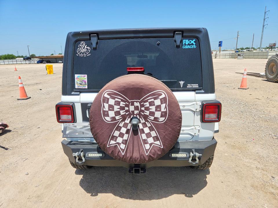 62062746 :رقم المزاد ، 1C4HJXEN3LW230145 vin ، 2020 Jeep Wrangler Unlimited مزاد بيع
