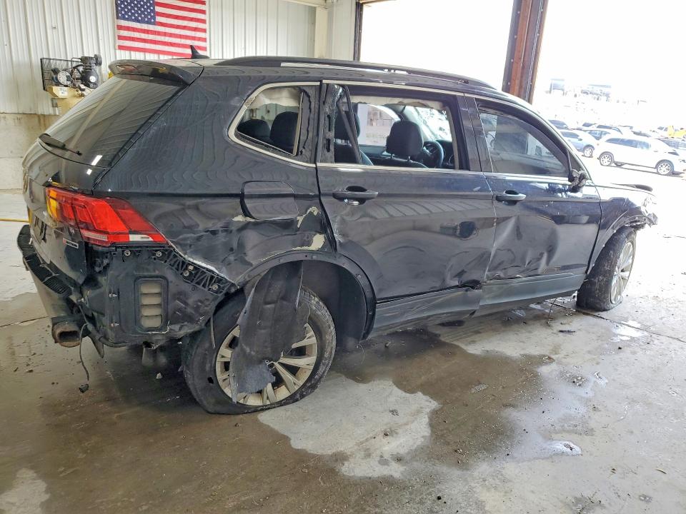 Продажа на аукционе авто 2019 Volkswagen Tiguan, vin: 3VV2B7AX4KM104645, номер лота: 60270366