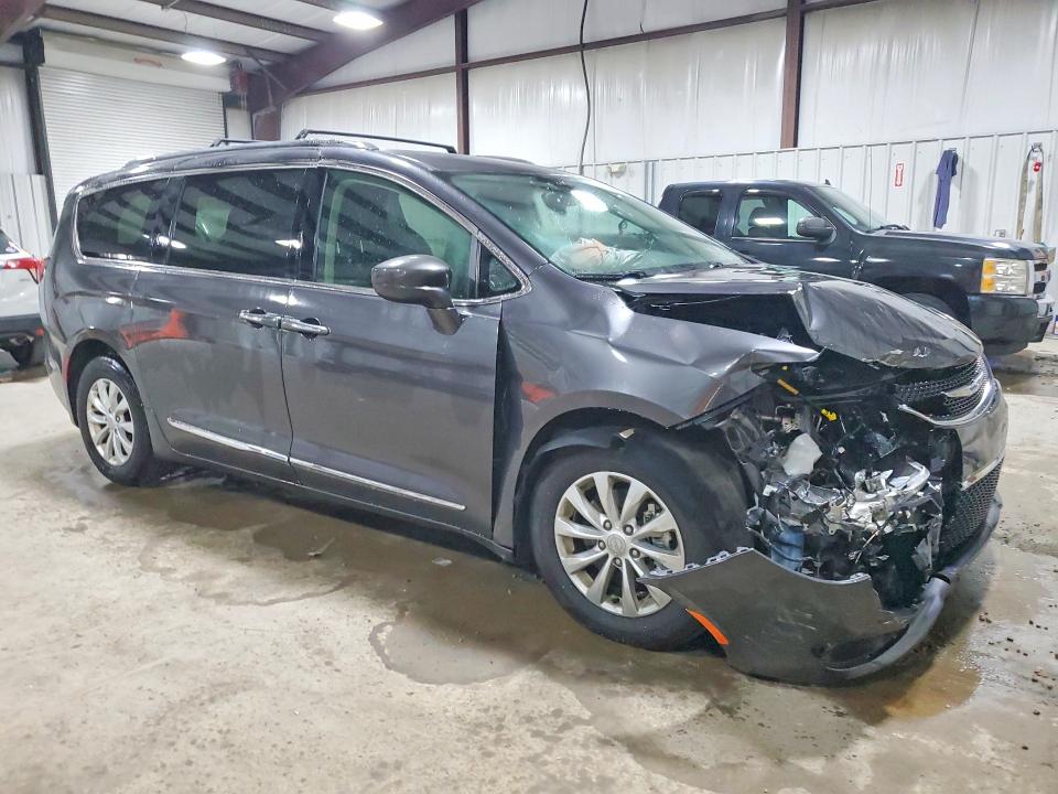 2018 Chrysler Pacifica მანქანა იყიდება აუქციონზე, vin: 2C4RC1BG7JR193835, აუქციონის ნომერი: 62086796