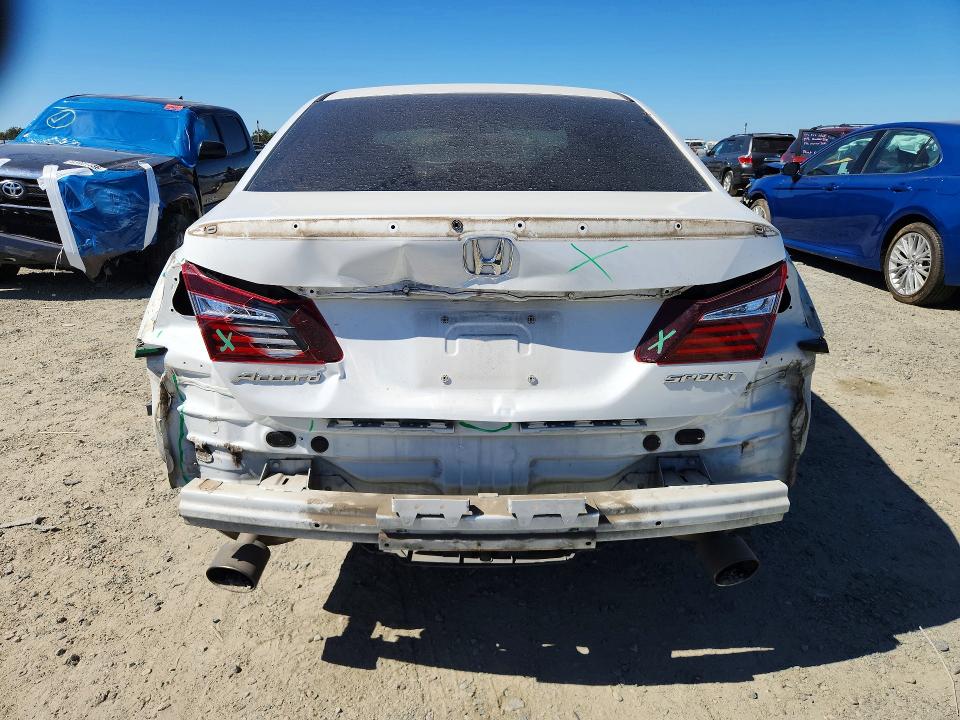Aukcja sprzedaży 2017 Honda Accord, vin: 1HGCR2F5XHA049795, numer aukcji: 61960926