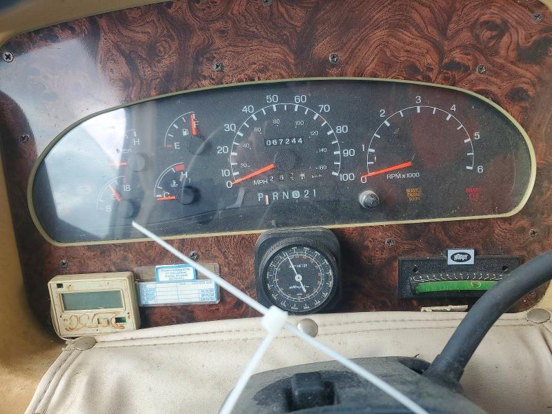 62064336 :رقم المزاد ، 1FCMF53S3Y0A08888 vin ، 2001 Ford Allegro مزاد بيع