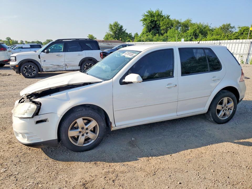 63199106 :رقم المزاد ، 9BWEL4BE5A4002386 vin ، 2010 Volkswagen City Golf مزاد بيع