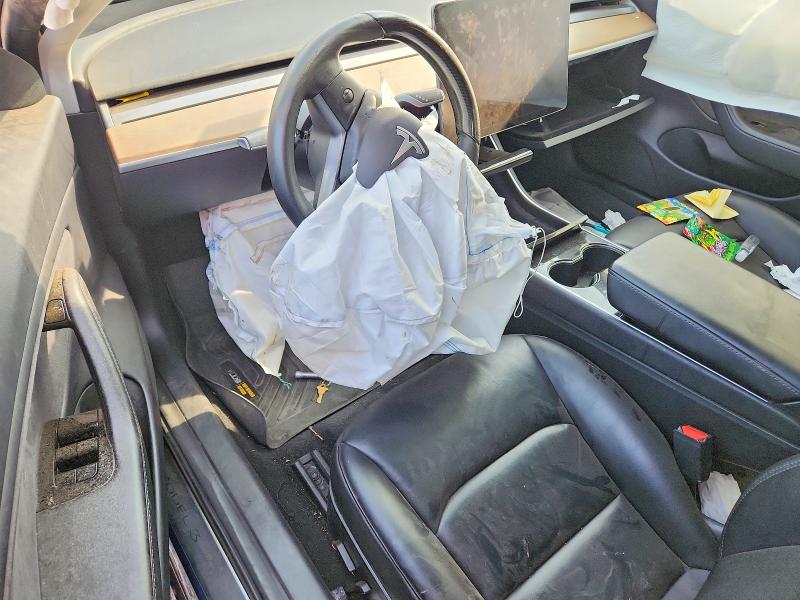 61542926 :رقم المزاد ، 5YJ3E1EC3LF586612 vin ، 2020 Tesla Model 3 مزاد بيع