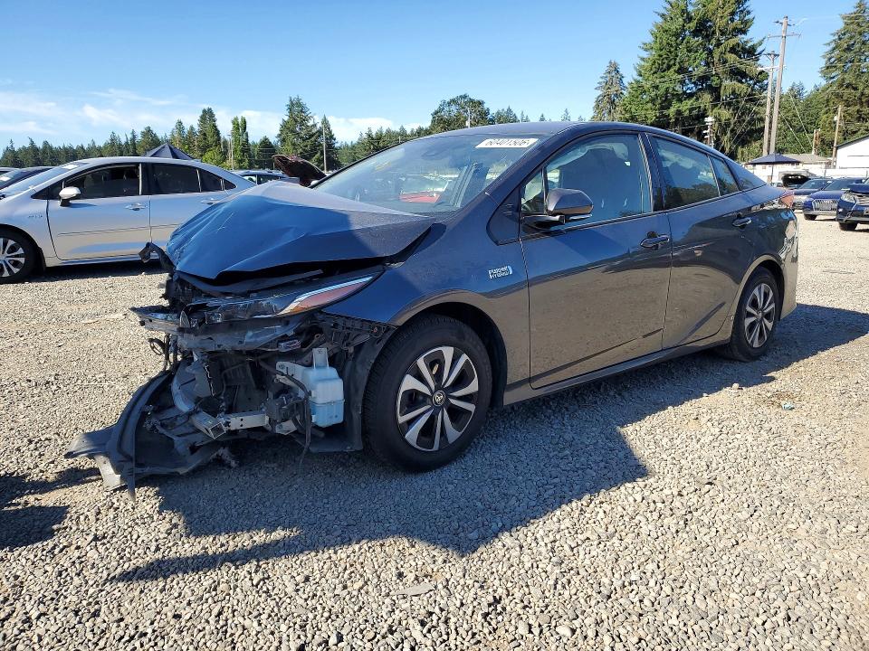 60401506 :رقم المزاد ، JTDKARFP4J3074472 vin ، 2018 Toyota Prius Prime مزاد بيع