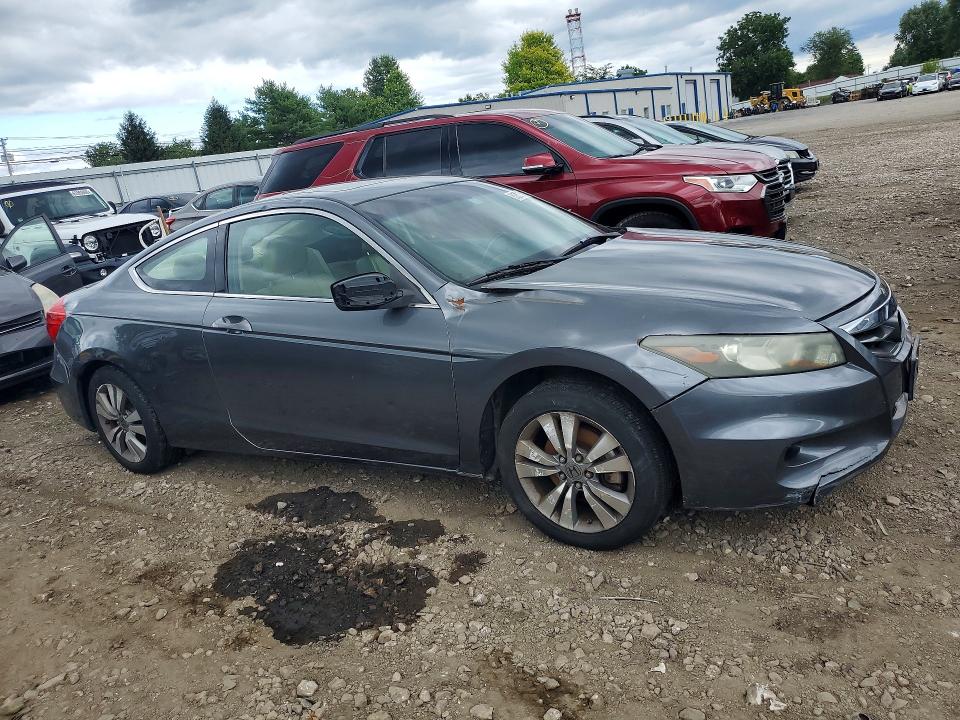 2011 Honda Accord მანქანა იყიდება აუქციონზე, vin: 1HGCS1B89BA008418, აუქციონის ნომერი: 63357516