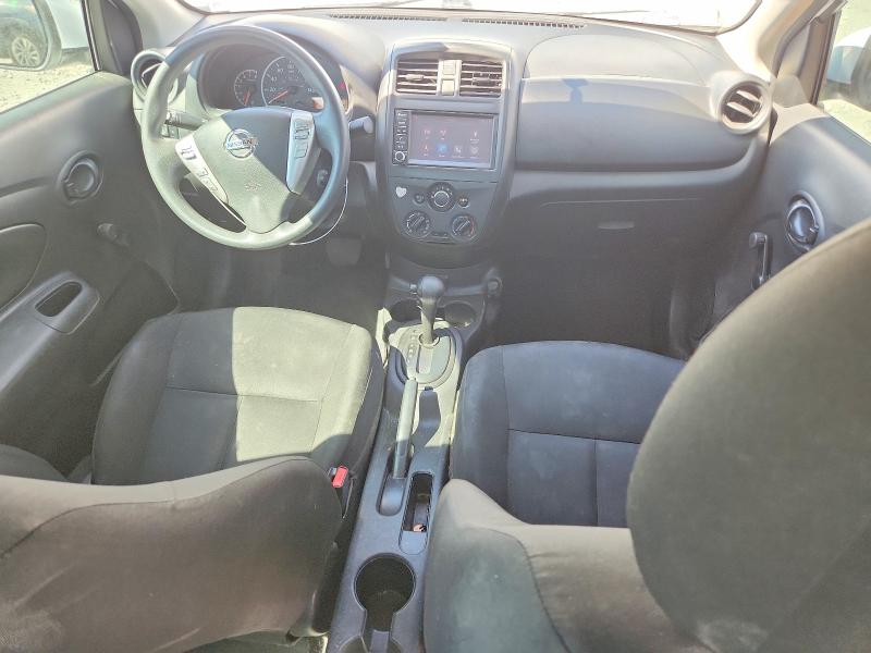 60185006 :رقم المزاد ، 3N1CN7AP7KL825609 vin ، 2019 Nissan Versa مزاد بيع