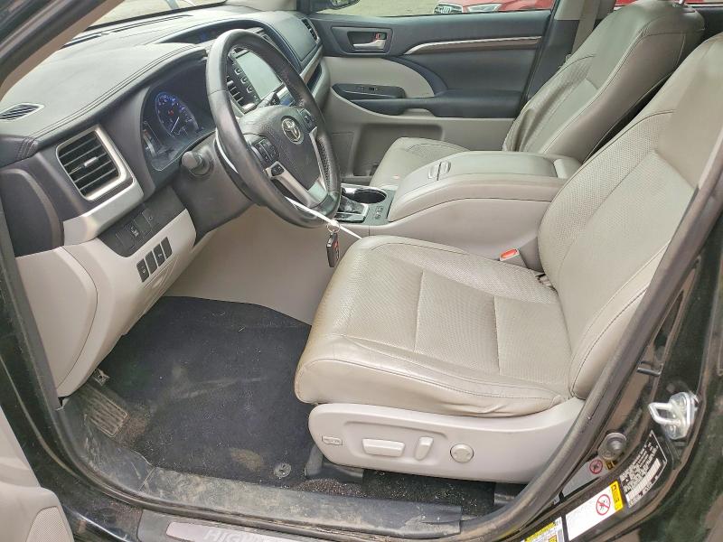 61061826 :رقم المزاد ، 5TDDKRFH2FS181976 vin ، 2015 Toyota Highlander مزاد بيع