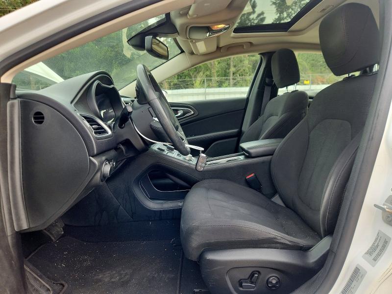 Продаж на аукціоні авто 2015 Chrysler 200, vin: 1C3CCCAB7FN667492, номер лоту: 61495676