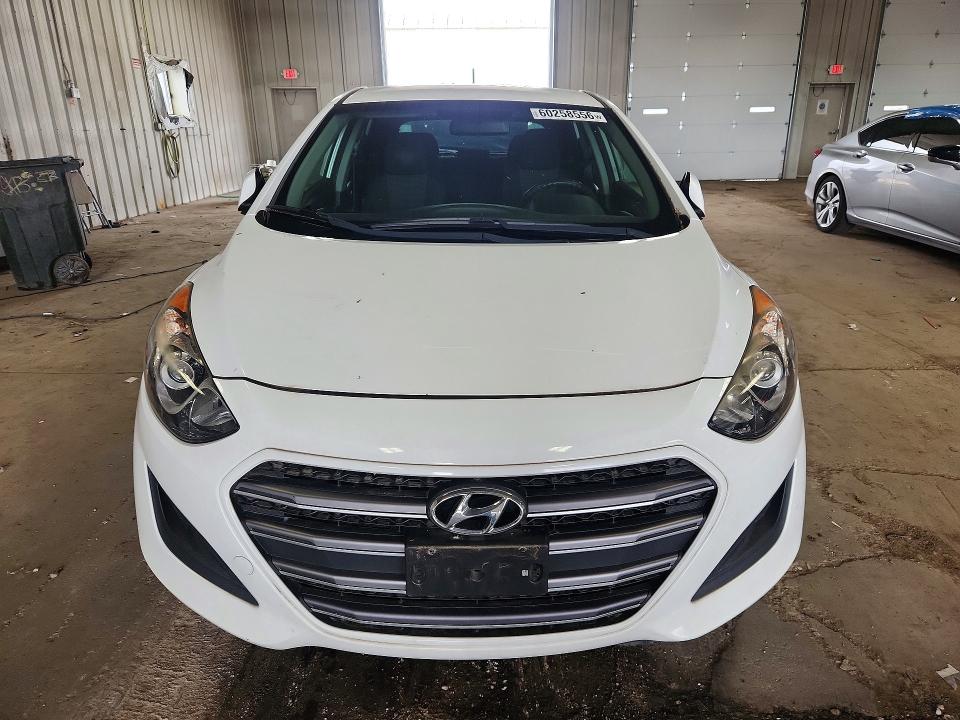 60258556 :رقم المزاد ، KMHD35LH6GU303726 vin ، 2016 Hyundai Elantra Gt مزاد بيع