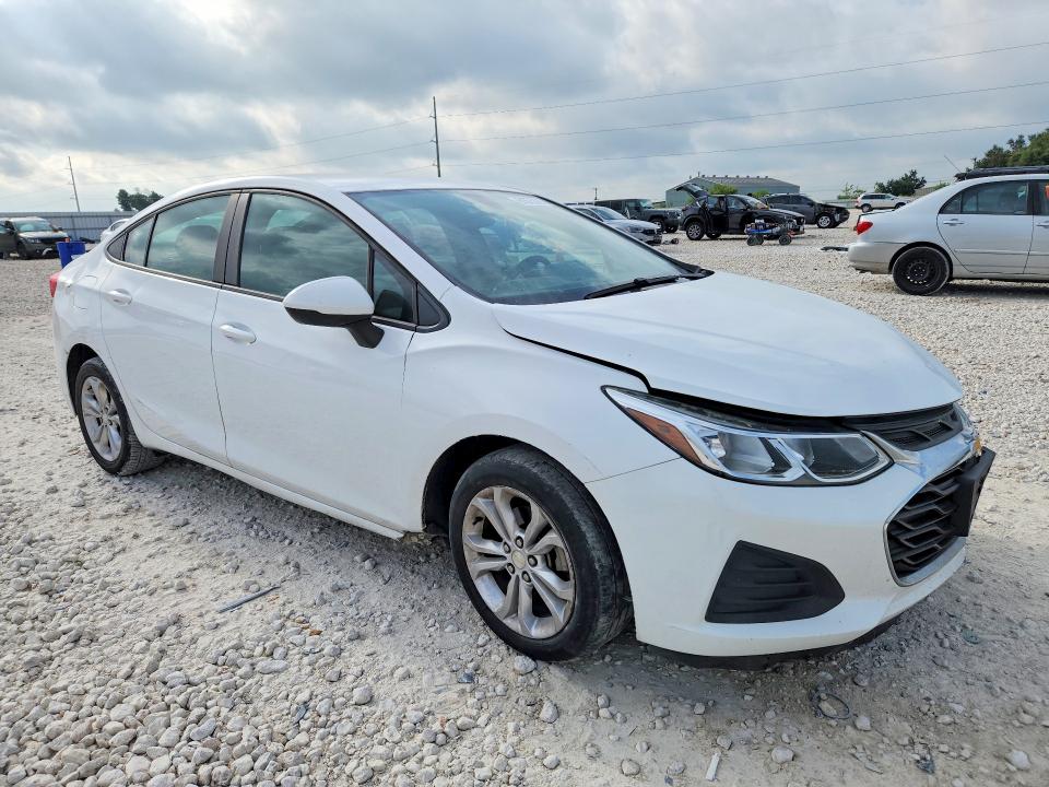 2019 Chevrolet Cruze მანქანა იყიდება აუქციონზე, vin: 1G1BC5SM4K7124059, აუქციონის ნომერი: 61675376