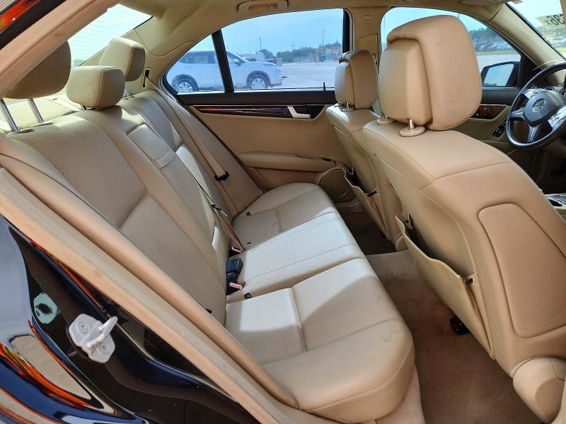 Продаж на аукціоні авто 2013 Mercedes-benz C, vin: WDDGF4HB3DR270535, номер лоту: 63503636
