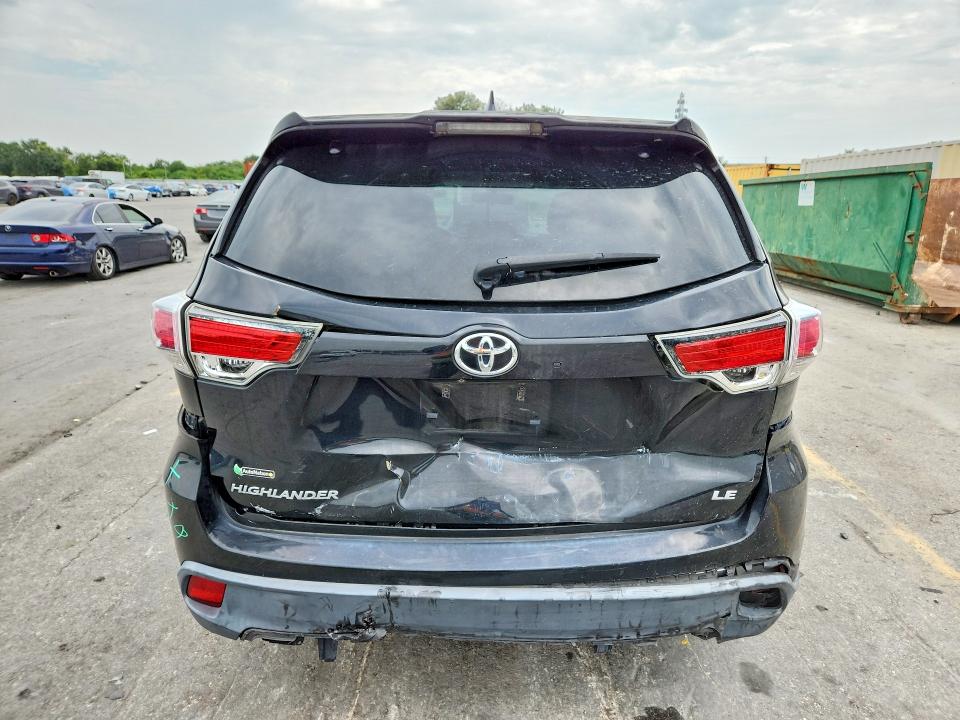 62262146 :رقم المزاد ، 5TDZKRFHXFS085356 vin ، 2015 Toyota Highlander مزاد بيع