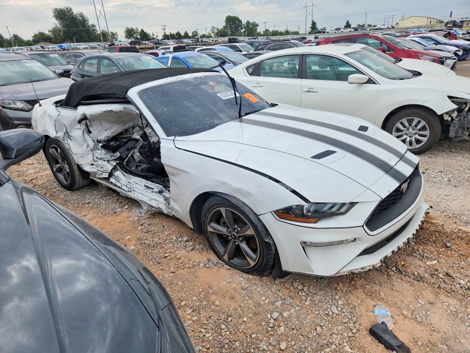 Продажа на аукционе авто 2020 Ford Mustang, vin: 1FATP8UH9L5113580, номер лота: 62803286