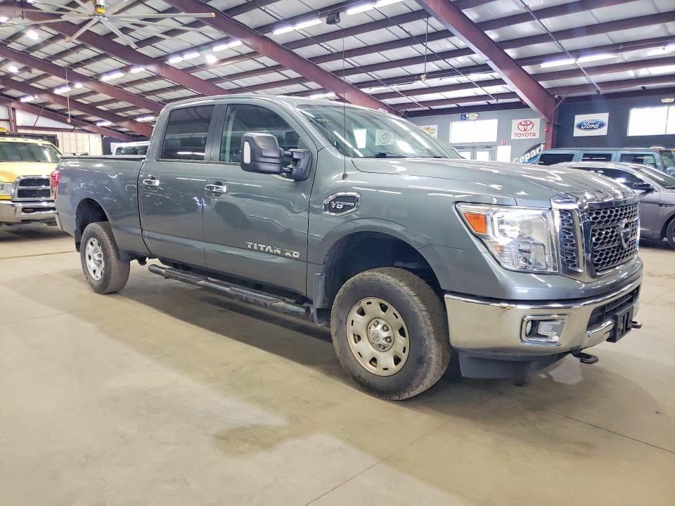 2018 Nissan Titan Xd მანქანა იყიდება აუქციონზე, vin: 1N6AA1F38JN528752, აუქციონის ნომერი: 61051996