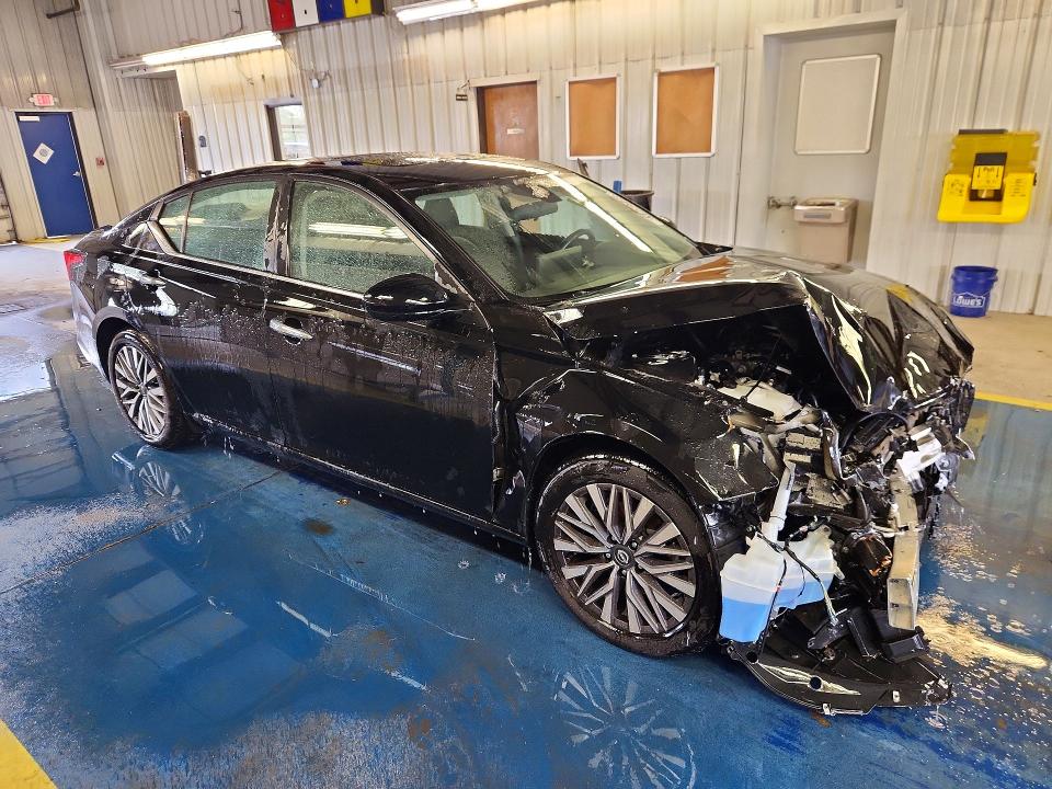 Aukcja sprzedaży 2023 Nissan Altima, vin: 1N4BL4DV1PN385083, numer aukcji: 61800746
