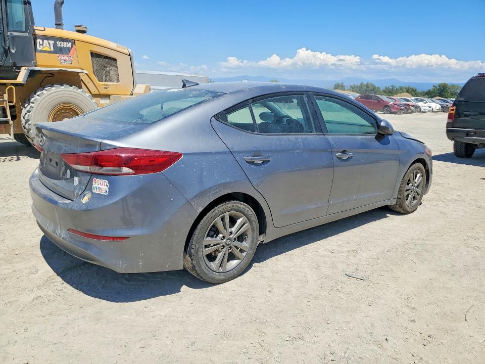 Продажа на аукционе авто 2018 Hyundai Elantra, vin: 5NPD84LF4JH252758, номер лота: 60838526