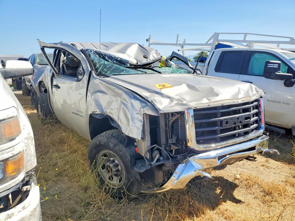 61151036 :رقم المزاد ، 1GTHK89689E142180 vin ، 2009 Gmc Sierra مزاد بيع