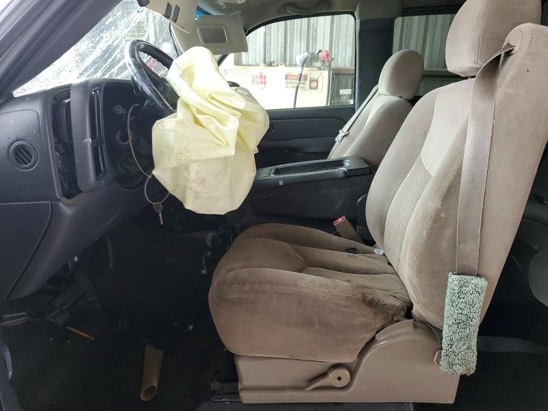 2004 Chevrolet Silverado მანქანა იყიდება აუქციონზე, vin: 2GCEC19V741323098, აუქციონის ნომერი: 61174546