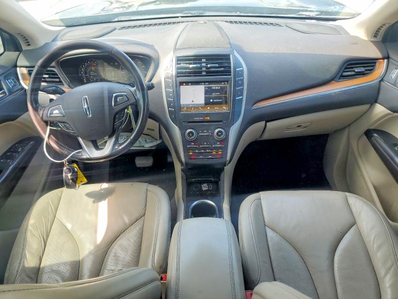 60454186 :رقم المزاد ، 5LMCJ2C96HUL27659 vin ، 2017 Lincoln Mkc مزاد بيع
