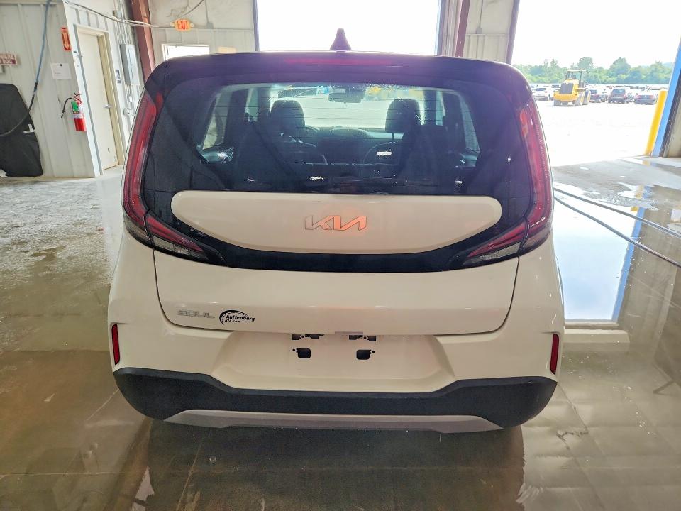 Продажа на аукционе авто 2023 Kia Soul, vin: KNDJ23AU0P7870642, номер лота: 62699496