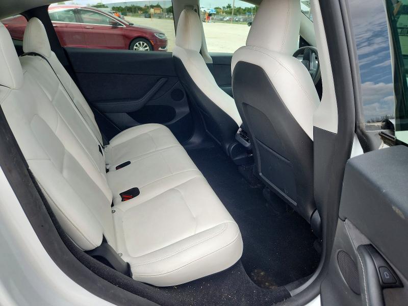 2024 Tesla Model Y მანქანა იყიდება აუქციონზე, vin: 7SAYGDEF9RF040825, აუქციონის ნომერი: 63289086