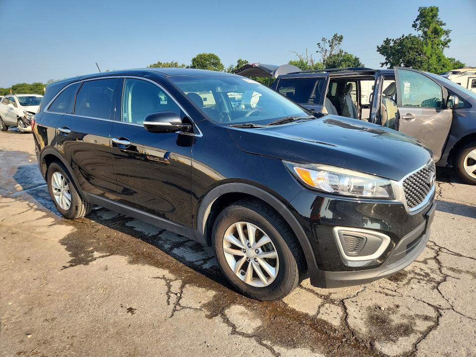 62116456 :رقم المزاد ، 5XYPG4A30JG366689 vin ، 2018 Kia Sorento مزاد بيع